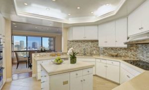 Wilshire Corridor kitchen with island